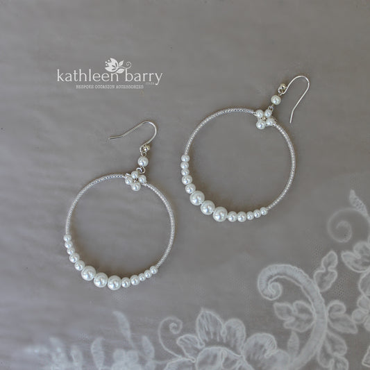 Julie pearl hoop earrings - Gold or silver - Pale pink, cream or white pearls