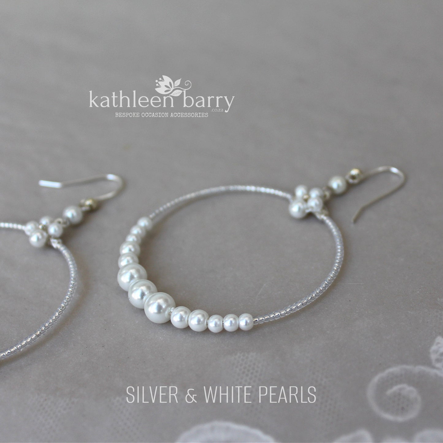 Julie pearl hoop earrings - Gold or silver - Pale pink, cream or white pearls