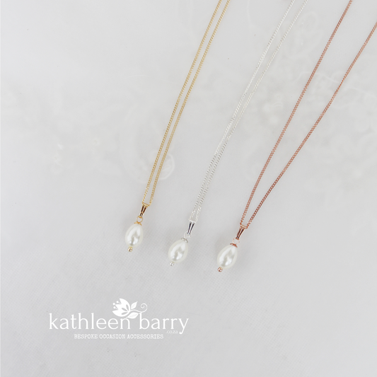 Simple pearl pendant necklace available in Silver, gold or rose gold