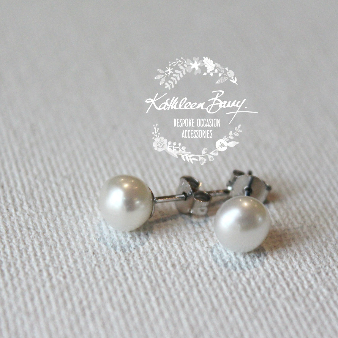 Fresh water pearl studs - Sterling silver - Sizes FROM : 6mm - 8mm pearls