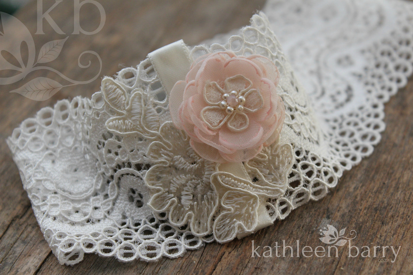 Blush pink Garter - wedding bridal accessories - Bridal lace - Ivory and blush pink