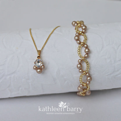 Lizle chain pendent necklace + bracelet set - Cubic Zirconia & pearl - Available in Silver and gold  - Limited stock