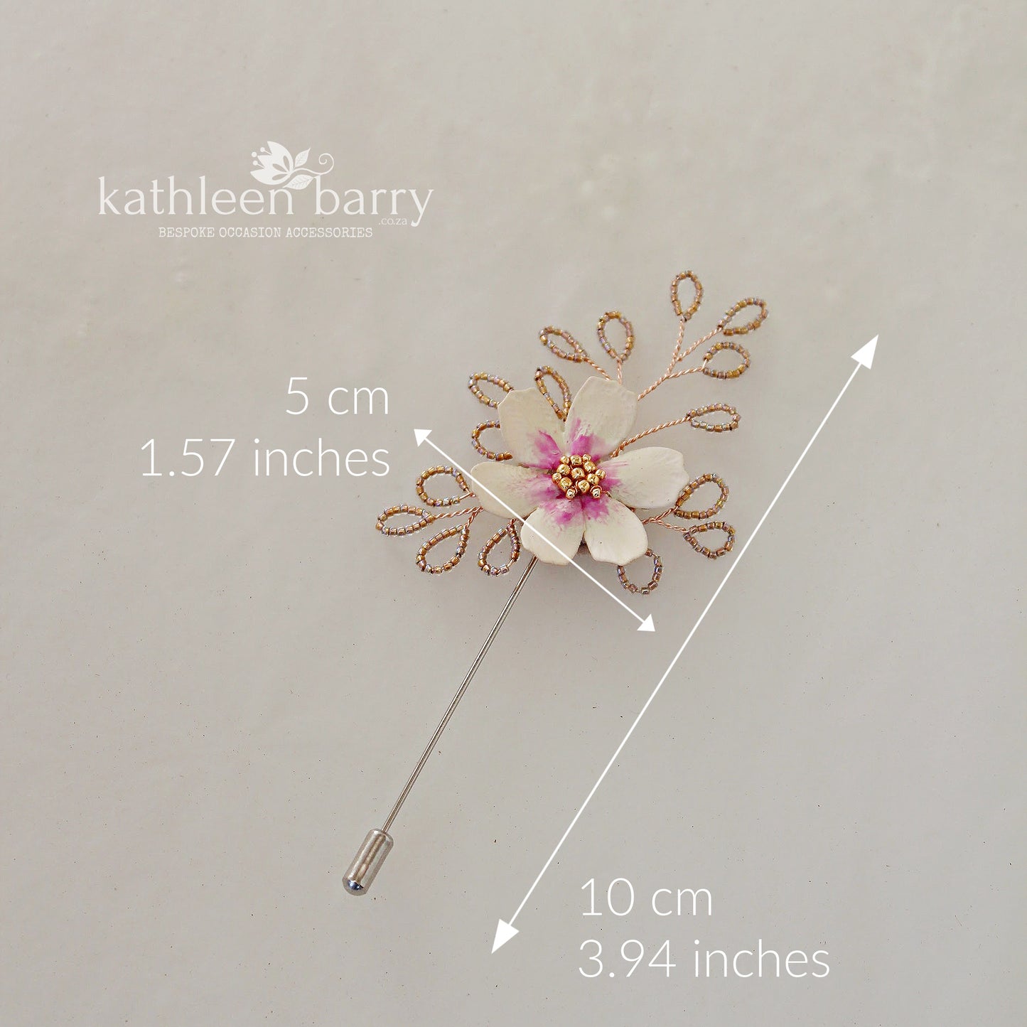 Enamel Cosmos daisy Flower Boutonnière / Lapel pin - Everlasting
