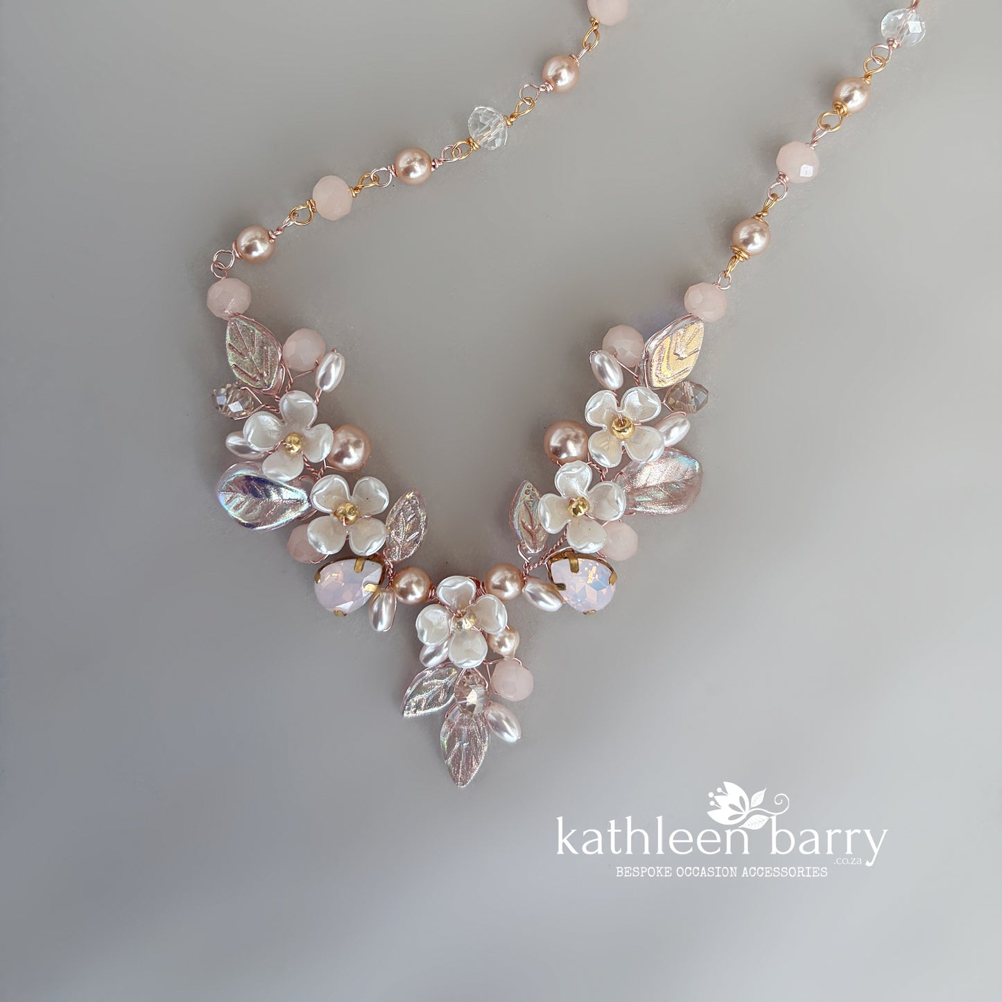 Kathy Classic Floral Pearl Bridal Necklace
