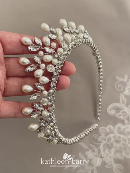 Janke crystal Rhinestone & pearl tiara / crown