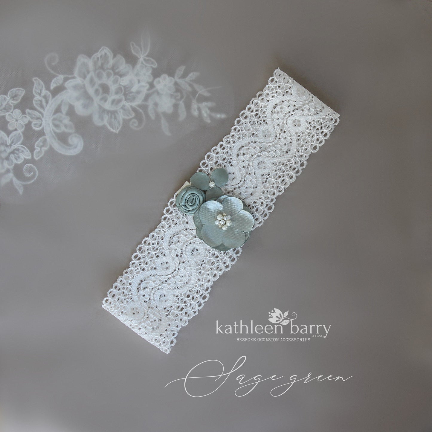 Simone Garter - Shades ivory & off white or blush & dusty pink - Custom colors to order