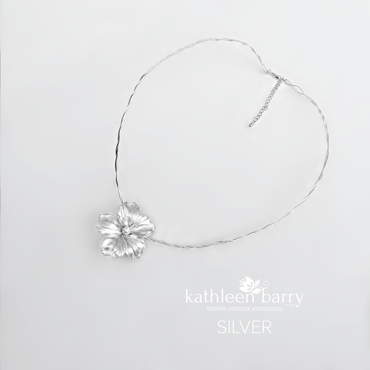Stylized floral wire choker necklace – modern statement flower