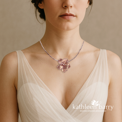 Stylized floral wire choker necklace – modern statement flower