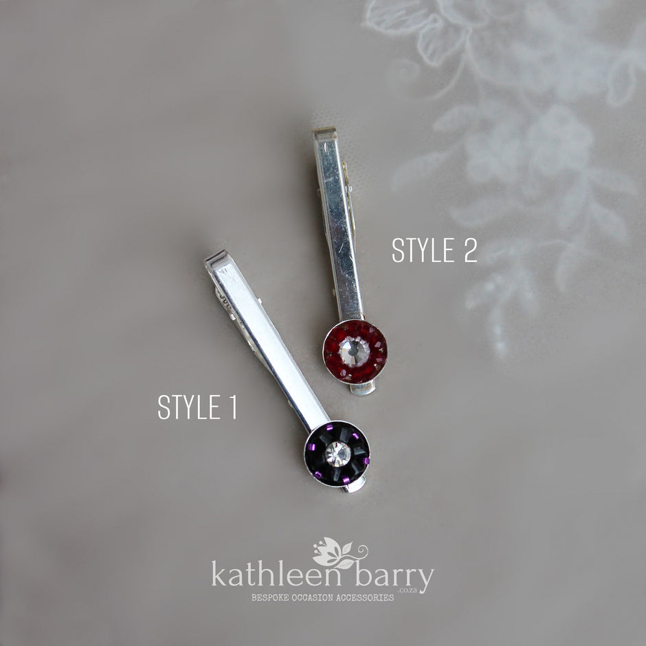 Wrist corsages for prom / Matric dance and boutonniers / lapel pins ...