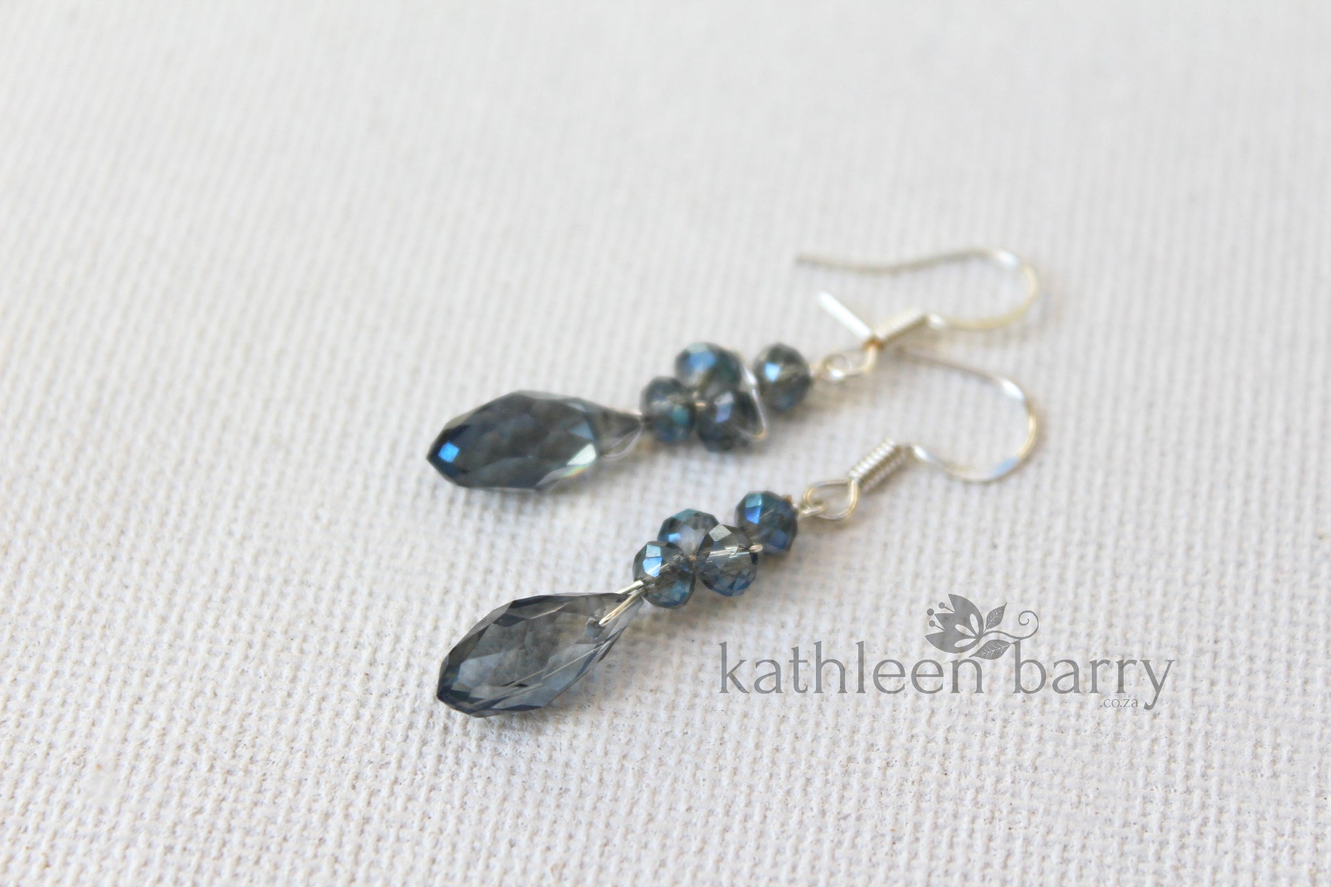 Navy blue earrings for prom clearance