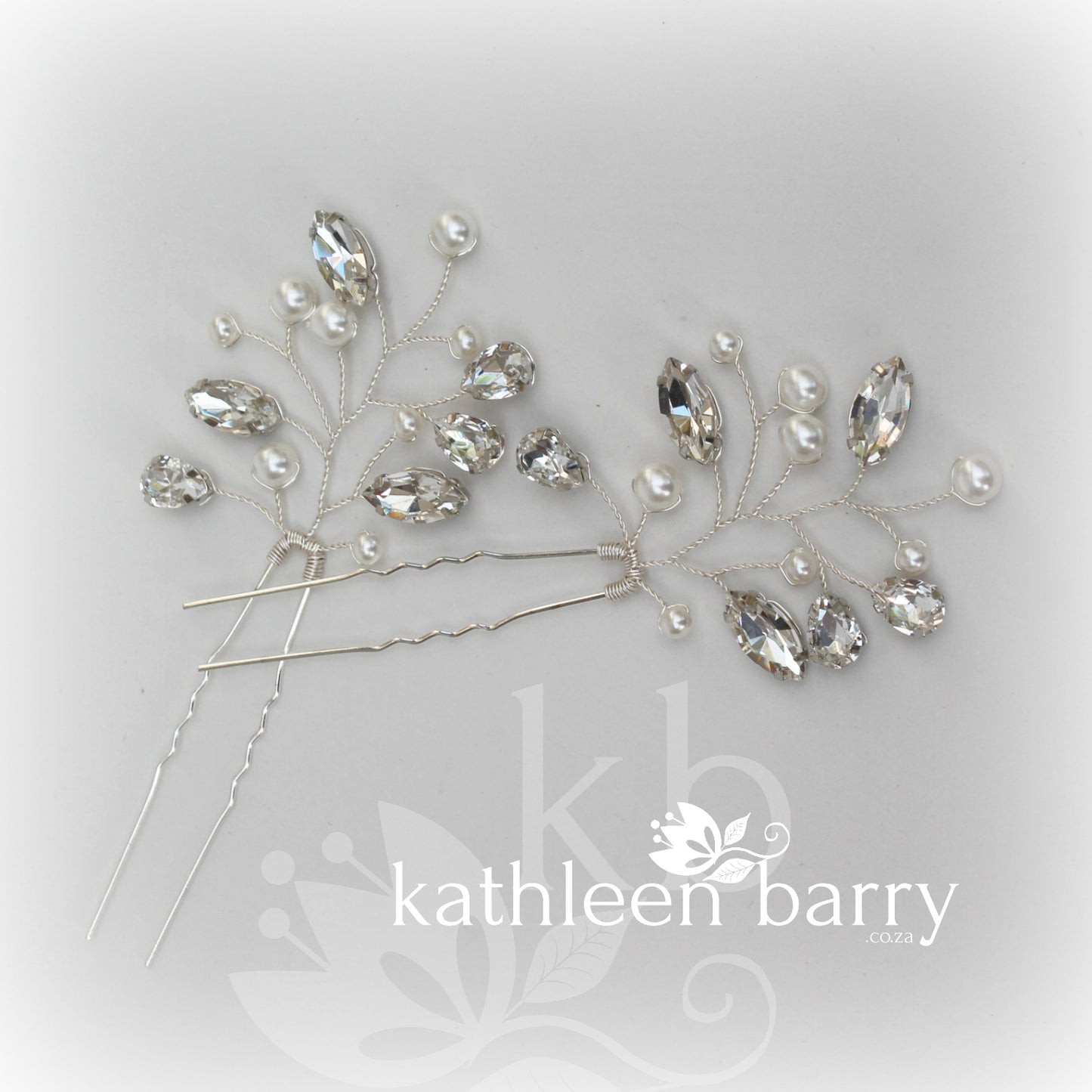 Lucia crystal rhinestone and pearl hair pin - Color options available (2-tone or single)
