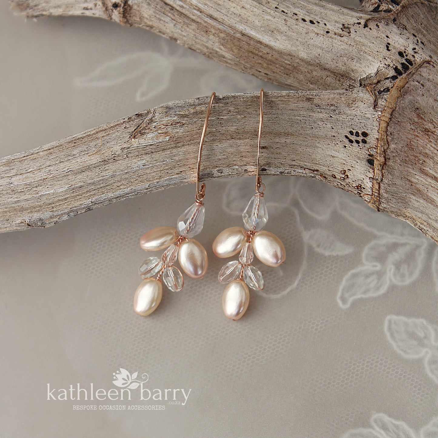 Tamara pearl crystal chandelier earrings pink or ivory - Options : Silver, pale gold or rose gold
