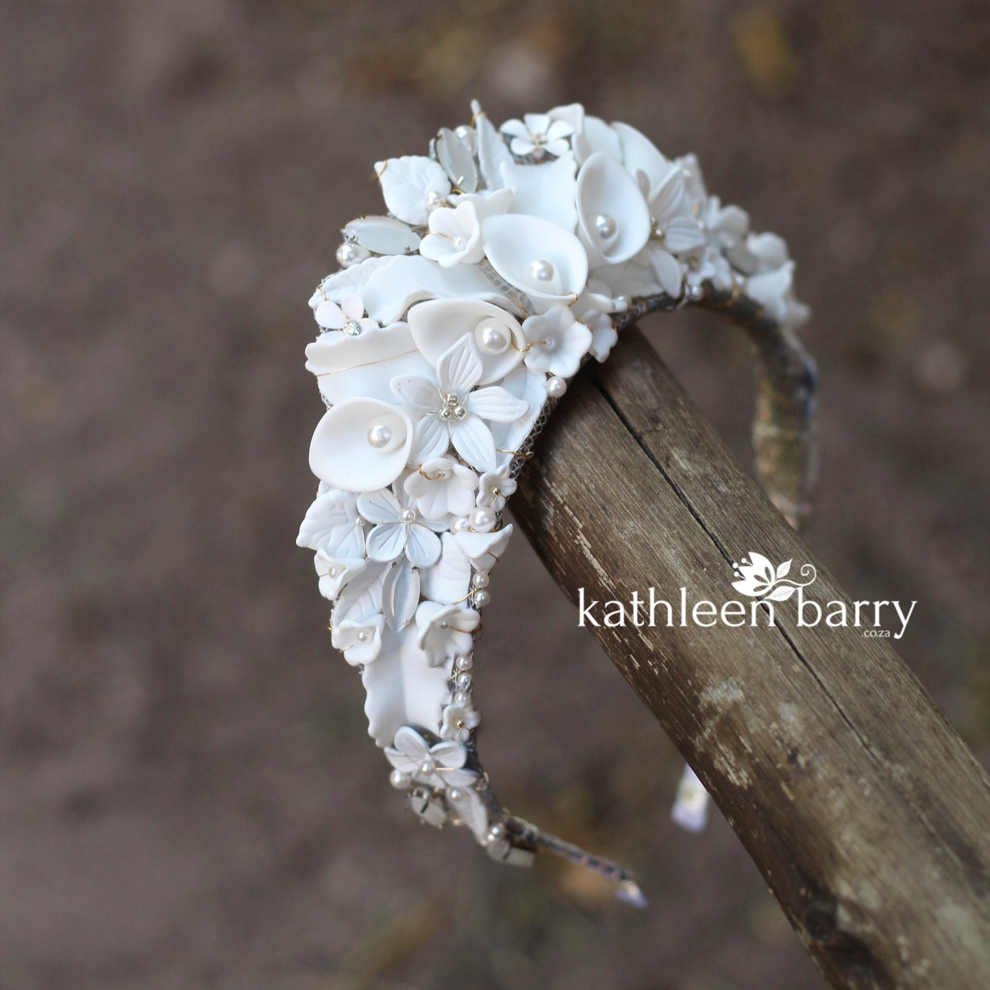 Zozi white botanical crown tiara style floral white - Custom colors availabel