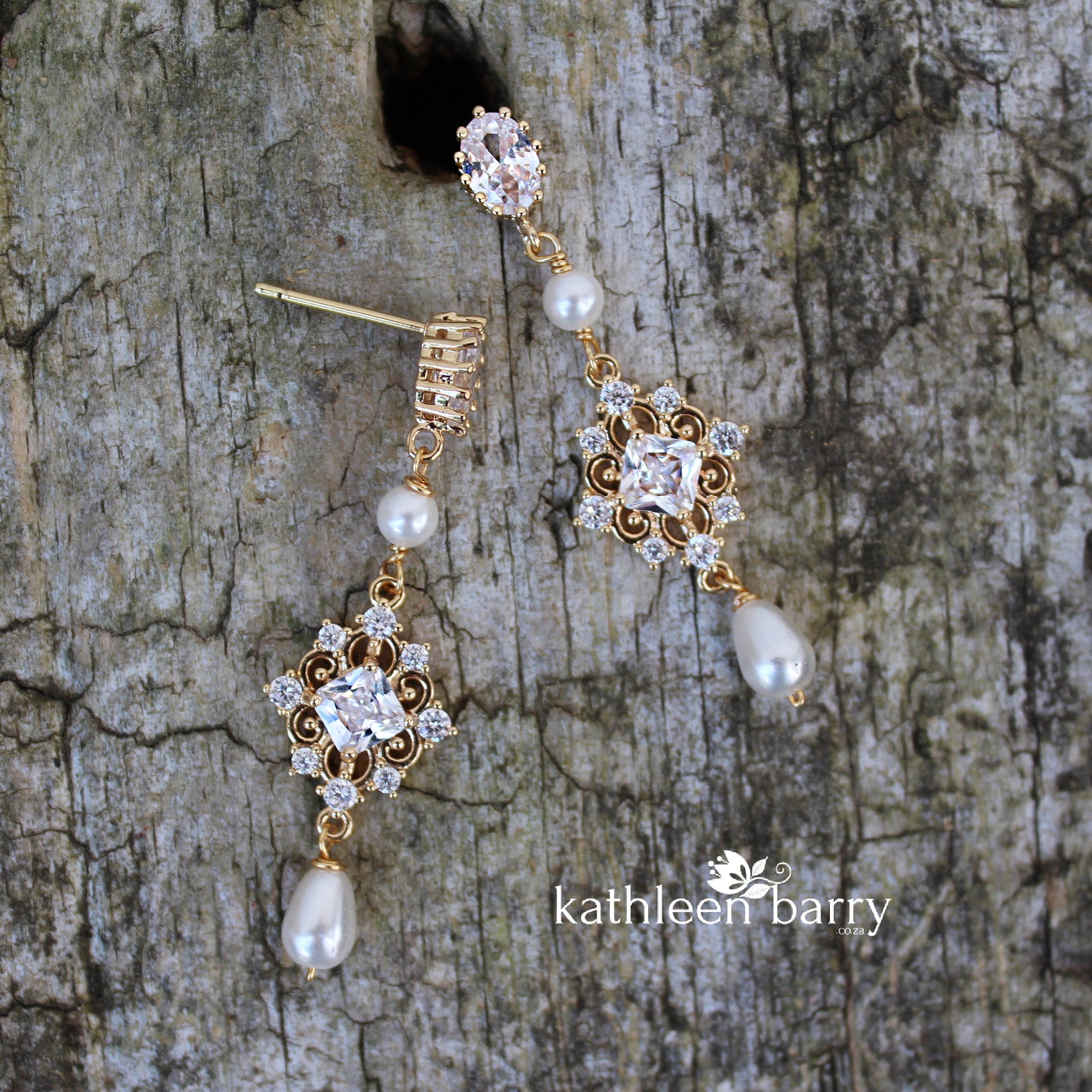 filigree gold pearl drop bridal earrings wedding accessories 