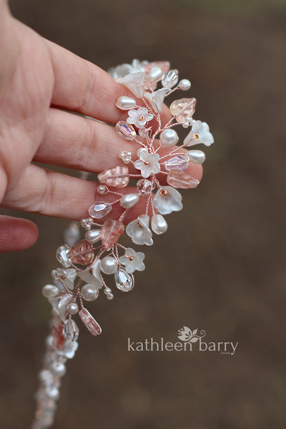 Shelby floral necklace - Flowers, leaves, crystals and pearls in rose gold, gold or silver finish
