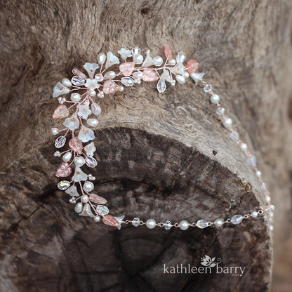 Shelby floral necklace - Flowers, leaves, crystals and pearls in rose gold, gold or silver finish