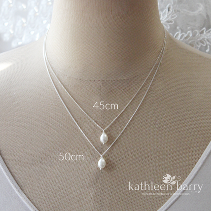 Simple pearl pendant necklace available in Silver, gold or rose gold