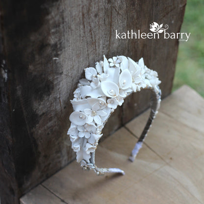 Zozi white botanical crown tiara style floral white - Custom colors availabel